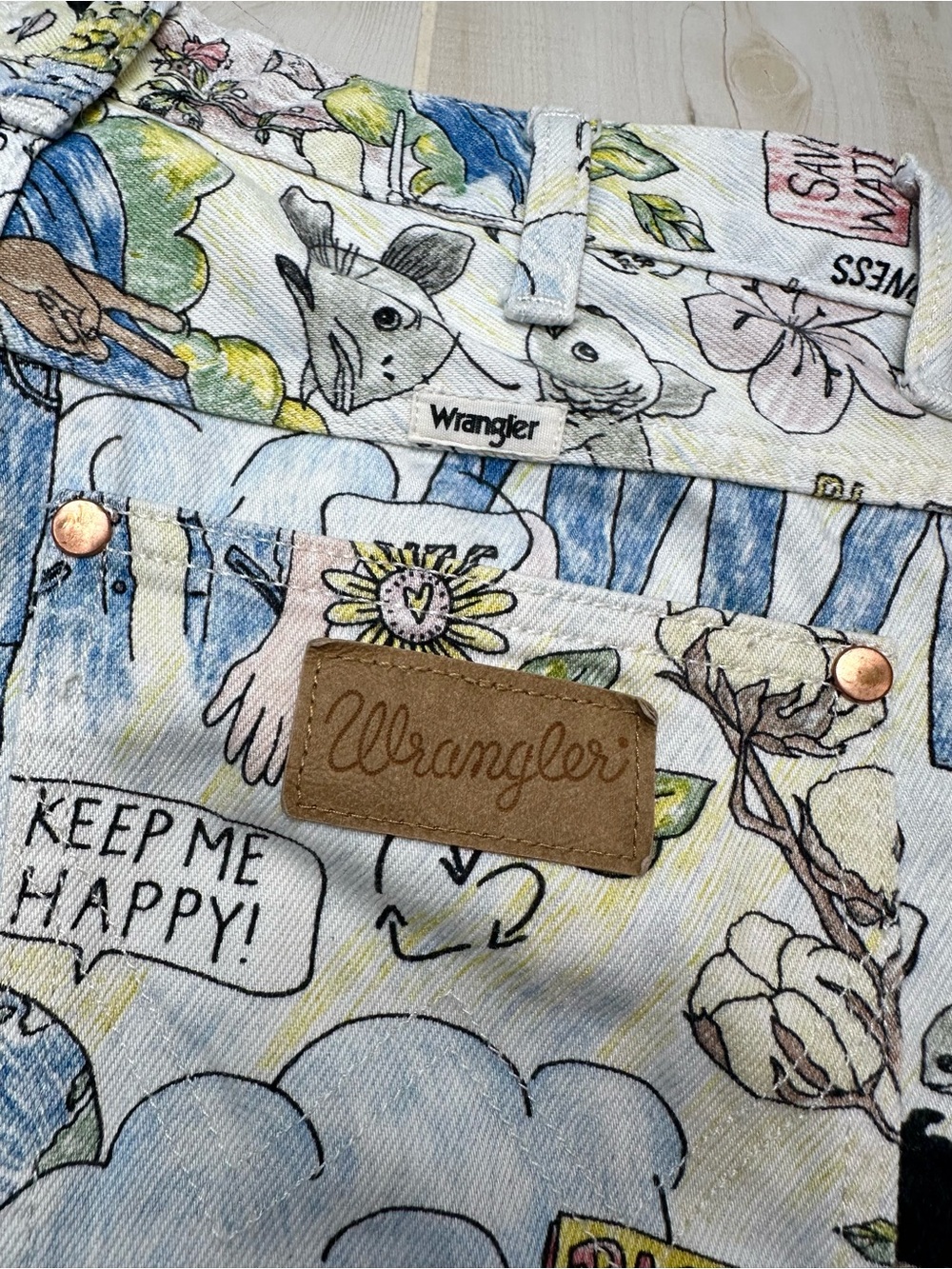 Wrangler X Anthropologie Women's Save The Planet Earth Day Jeans - Picture 3 of 14